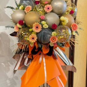 Balloon opening flower stand