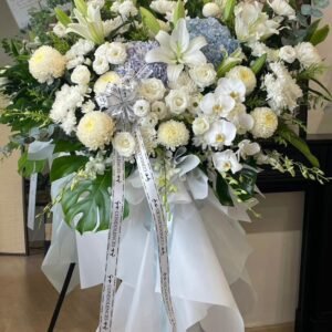 Soft Farewell Condolences & Funeral Flower Stand